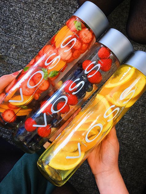 Voss Water, Fruit Infused Water Recipes, Healthy Water Drinks, Infused Water Recipes, Fruit Infused Water, Healthy Water, Fruit Water, Vegetable Drinks, Healthy Drinks Recipes