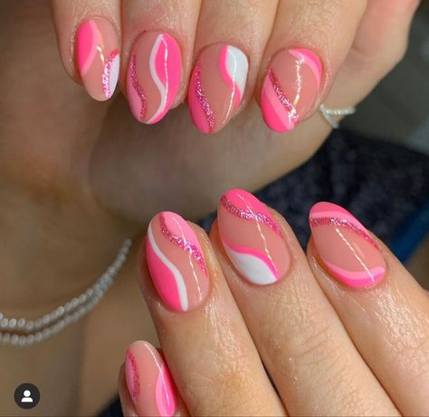 Bright Pink Vacation Nails, Biab Nails, Bday Nails, Hoco Nails, Teen Nails, Nail Hacks, Girly Acrylic, 2024 Nails, Cute Simple Nails