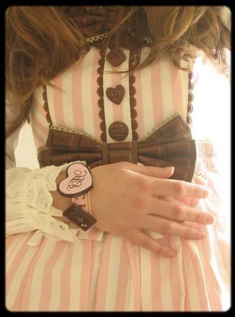 ≽^•⩊•^≼ Choco Girl, Chocolate Clothes, Choco Biscuit, Cute Kawaii Outfits, Cream Outfit, Neapolitan Ice Cream, Chocolate Girls, Sweet Lolita, J Fashion