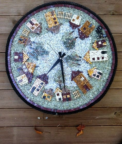 Mosaic Furniture, Glass Art Techniques, Mosaic Vase, Poppy Fields, Mosaic Art Projects, Mosaic Tile Art, Mosaic House, Mosaic Artwork, Handmade Mosaic