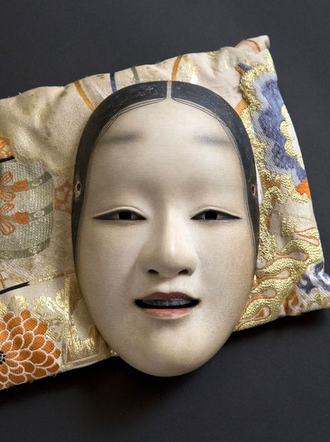 Japanese Noh Mask, Mask Face Paint, Noh Theatre, Japanese Block Print, Japanese Plum, Noh Mask, Japanese Screen, Theatre Masks, Japanese Mask