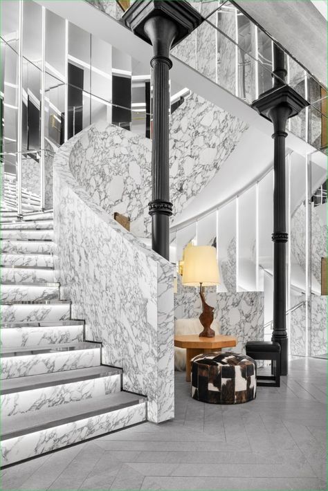 » Celine store Store Stairs Design, Celine Store Interior, Celine Interior Design, Celine Store, Antique Gold Mirror, Visual Presentation, Stair Design, Mirror Panels, Brick Masonry