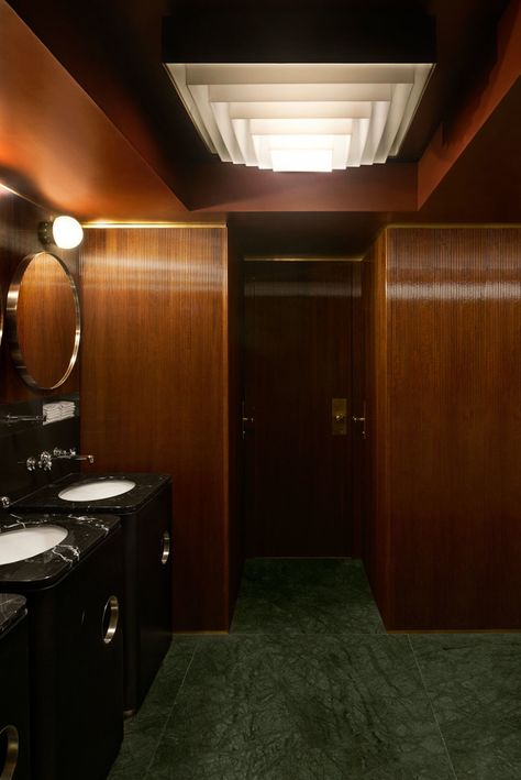 Nyc Art Deco Interior, Interior Art Deco, Dimore Studio, Arts Club, 70s Interior, London Clubs, Home Decoration Ideas, Wallpaper Vintage, Vintage Bathroom