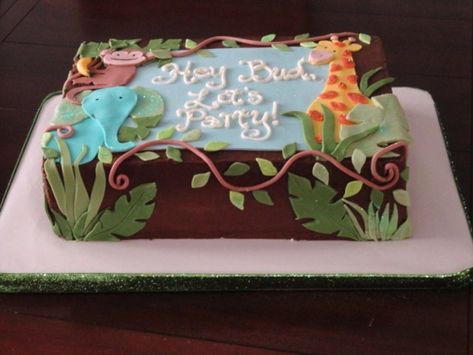 Jungle Theme Baby Shower Sheet Cake - CakeCentral.com Baby Shower Kuchen, Jungle Baby Shower Cake, Baby Shower Sheet Cakes, Safari Baby Shower Cake, Jungle Theme Cakes, Safari Cakes, Jungle Baby Shower Theme, Jungle Baby Shower, Shower Food