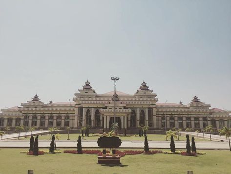 Nay Pyi Taw City, Nay Pyi Taw Myanmar, Nay Pyi Taw, Boys Covering Face, Palace Architecture, Myanmar Travel, Iphone Wallpaper Lights, Inle Lake, Yangon