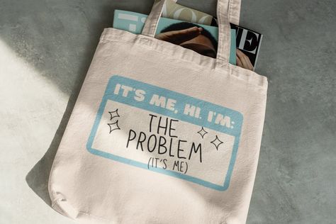 Taylor Swift Totes, Totebag Painting Ideas Taylor Swift, Taylor Swift Diy Clothes, Taylor Swift Bag Ideas, Taylor Swift Tote Bag Painting, Taylor Swift Tote Bag Diy, Its Me Hi Im Problem Its Me, Tote Bag Painting Ideas Taylor Swift, Taylor Swift Things To Buy