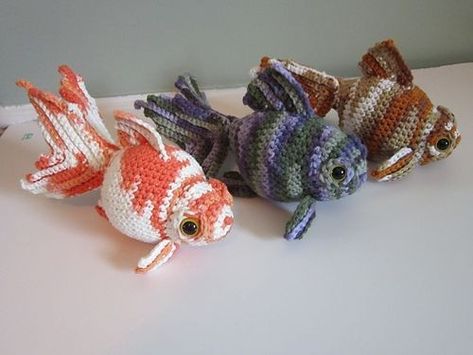 Crochet Goldfish Pattern Free, Goldfish Crochet, Crochet Goldfish, Crocheted Fish, Crochet Fish Patterns, Fancy Goldfish, Crochet Fish, Fish Patterns, Fun Crochet Projects