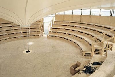 Temporary Theatre, Amphitheater Architecture, Theatrical Scenery, Street Theatre, Architecture Drawing Presentation, Architectural Review, Theater Architecture, Lecture Theatre, Small Theatre