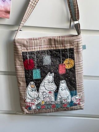 Moomin Accessories, Moomin Diy, Recycle Fabric, Ms Project, The Moomins, Moomin Valley, Arts And Crafts House, Types Of Embroidery, Slow Stitching