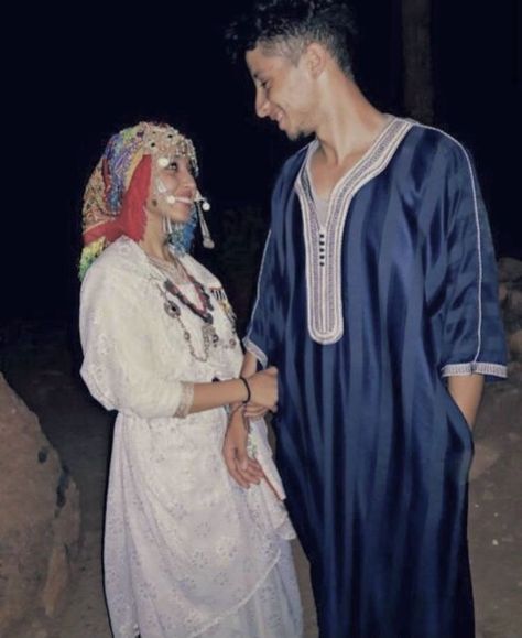 Moroccan Couple Aesthetic, Middle Eastern Wedding, Morocco Aesthetic, Moroccan Aesthetic, Flipagram Instagram, Moroccan Women, Arab Culture, Moroccan Culture, Muslim Couple