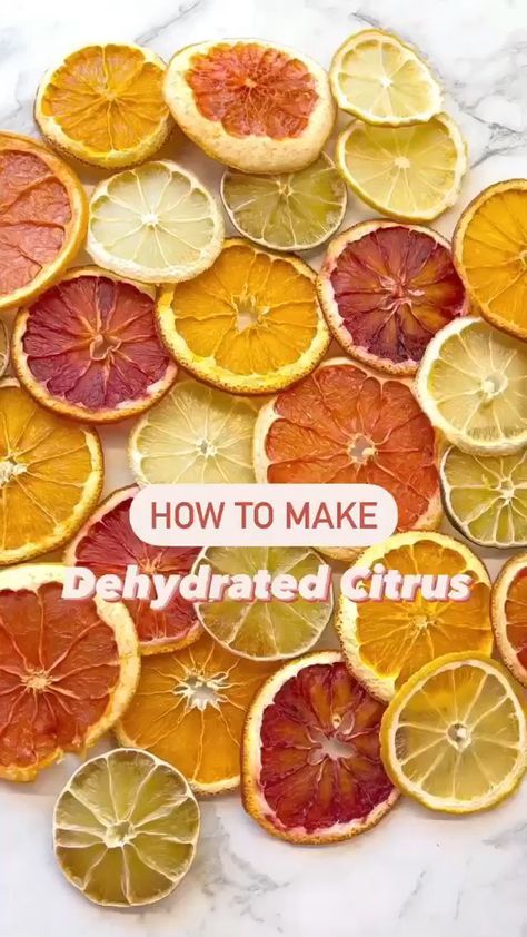 Dehydrated Citrus Garland, Dehydrated Citrus Slices, How To Dry Fruit For Decorations, Dried Fruit For Drinks, Drying Citrus Slices In Oven, How To Dry Citrus Slices, Citrus Party Food, Dried Fruit For Cocktails, Orange Fruit Decoration Ideas