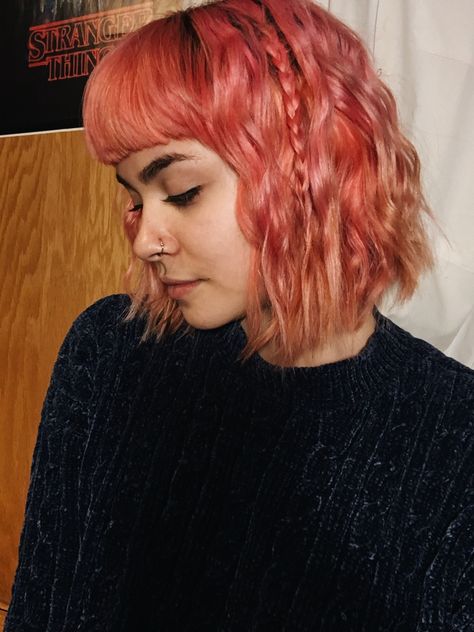 peach hair Cheveux Oranges, Short Grunge Hair, Peach Hair, Cool Short Hairstyles, Boring Hair, Grunge Look, Scene Hair, Pastel Hair, Dye My Hair