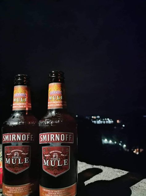 Smirnoff Aesthetic, Smirnoff Beer, Alcoholic Drinks Aesthetic Party, Smirnoff Mule, Drinks Aesthetic, Vodka Lime, Aesthetic Party, Smirnoff Vodka, Bad Buddy