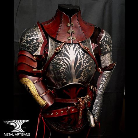 Fantasy Armor Leather, Fantasy Medival Armour, Medieval Shoulder Armor, Armor Historical, D&d Leather Armor, Armor Dress, Costume Armour, Larp Armor, Armor Clothing