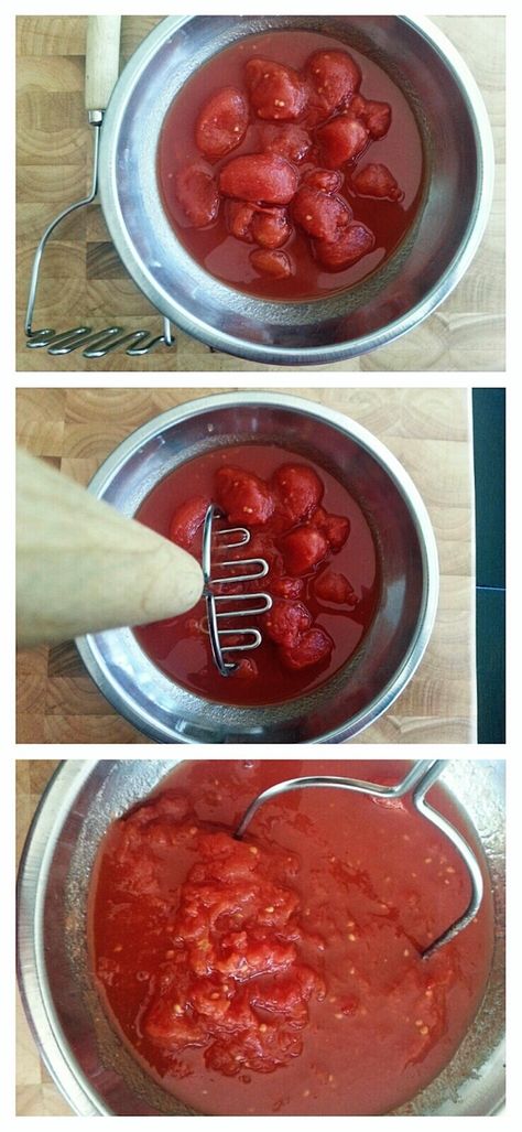 How to crush tomatoes without getting your hands dirty How To Crush Tomatoes, Crush Tomatoes Recipes, How To Make Crushed Tomatoes, Homemade Crushed Tomatoes, Tomatoes Sauce, American Test Kitchen, Canadian Women, Weekly Meals, Kitchen Skills