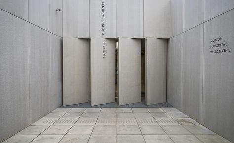 H Design, Pivot Doors, Museum Architecture, Van Der Rohe, Gallery Design, Mies Van Der Rohe, Exhibition Space, Contemporary Landscape, Design Museum