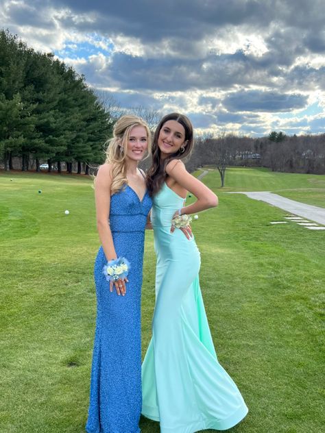 Shiny Prom Dress, Turquoise Prom Dress, Teal Formal Dress, Prom Dress Aesthetic, Turquoise Prom Dresses, Pastel Teal, Prom Inspo, Prom Poses, Prom Dress Inspiration