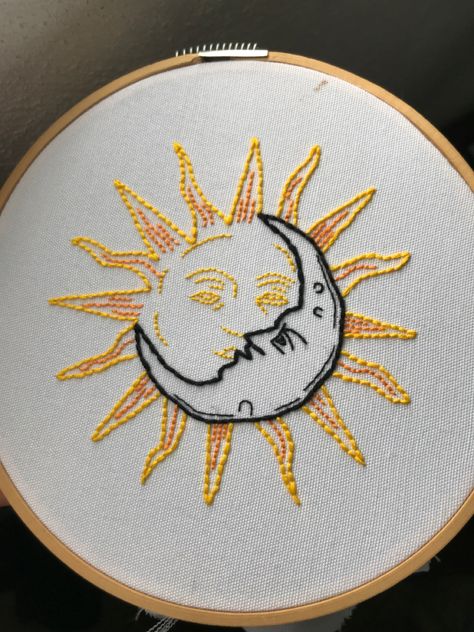 Sun Simple Drawing, Sun And Moon Embroidery, Diy Embroidery Art, Moon Embroidery, Basic Hand Embroidery Stitches, Simple Hand Embroidery Patterns, Hand Embroidery Kit, Hand Embroidery Tutorial, Embroidery Stitches Tutorial