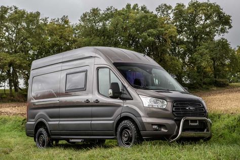 R560 4x4 - Fourgon aménagé Randger 4x4 Camping, Motorhome Conversions, Ford Transit Camper, Transit Camper, Golf Apparel, Custom Vans, Car Camping, Ford Transit, Camping Car