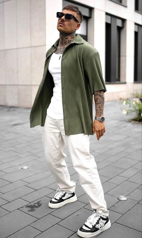 Dj Style, Bae Style, Sporty Outfits Men, Outfit Oversize, Mens Casual Outfits Summer, Baggy Clothes, Mens Fashion Streetwear, Streetwear Men Outfits, Men Fashion Casual Outfits