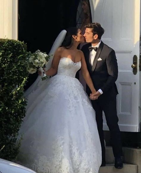 Ashley Iaconetti and Jared Haibon Wedding Dress, Ines Di Santo Armani Wedding Dress, Ashley Iaconetti, Celebrity Wedding Photos, Contemporary Wedding Dress, January Wedding, Ashley I, Wedding Dresses Cinderella, Stunning Gowns, Dress Designer