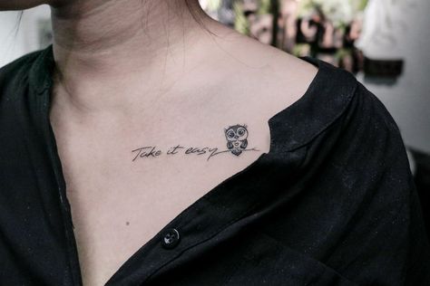 Owl Collar Bone Tattoo, Little Owl Tattoo, Tiny Owl Tattoo, Recycle Tattoo, Simple Owl Tattoo, Cute Owl Tattoo, Owl Books, Owl Tattoo Design, Small Owl