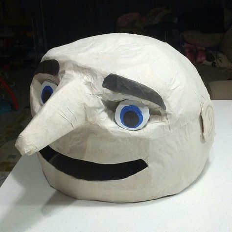 Gru Mask, Minion Mask, Gru And Minions, Pinata Ideas, Mache Art, Fake Rock, Piñata Ideas, Paper Mache Art, Puppet Show