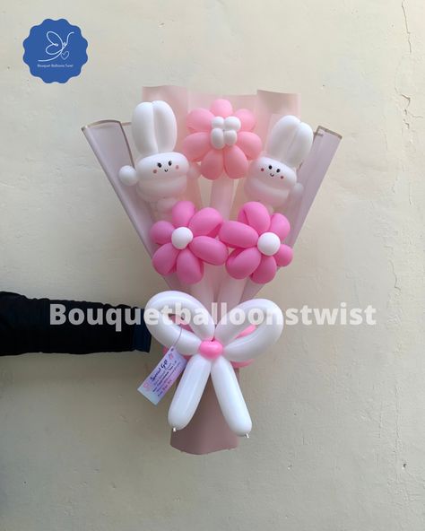 Bouquet Balon, Bucket Balon, Balloon Flower Decorations, Balloon Bouquet Diy, Twisting Balloons, Balloon Crafts, Diy Balloon Decorations, Balloon Flowers, Balloon Diy