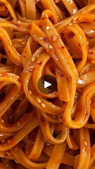 90K views · 9.7K reactions | We love making our Chili Oil Garlic Noodles for busy weeknights. They always hit the spot and take no time at all to make! Comment “Noodles��” and we’ll send you a link to our full recipe! | SpoonForkBacon - Delicious recipes for everyday | Al Green · Love and Happiness Chilli Oil, Garlic Noodles, Asian Foods, Chili Oil, Love And Happiness, Yummy Yummy, The Spot, Dumplings, Delicious Recipes