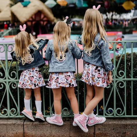 Toddler Disney Outfit, Disney Outfits Winter, Family Disney Outfits, Disney Outfits Girls, Disney Christmas Outfits, Kids Disney Outfits, Disney Family Outfits, Disney Trip Outfits, Family Disney Trip