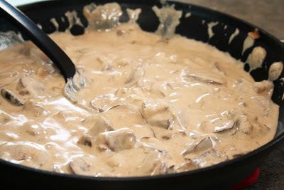 Lazy Gluten Free: Beef Stroganoff with Leftover Steak Gluten Free Beef Stroganoff, Crock Pot Stroganoff, Gluten Free Egg Noodles, Steak Stroganoff, Leftover Steak Recipes, Eat Stop Eat, Beef Stroganoff Crockpot, Beef Stroganoff Easy, Leftover Steak