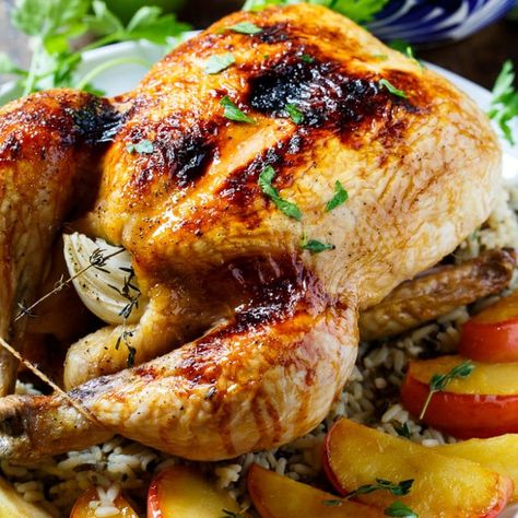 Apple Cider Glazed Roasted Chicken Saturday Recipes, Recipe Using Apples, Easy Fall Dinners, Whole Chicken Recipes, Cider Recipe, Roast Chicken Recipes, Glazed Chicken, Fall Dinner, Recipe Roundup