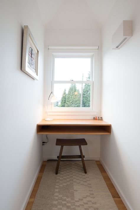 Desk In Window Alcove, Dormer Ideas Interior Built Ins, Built In Desk Nook With Window, Window Nook Desk Ideas, Dormer Window Desk Ideas, Window Nook Desk, Dormer Window Desk, Small Dormer Window Ideas, Desk In Dormer Window