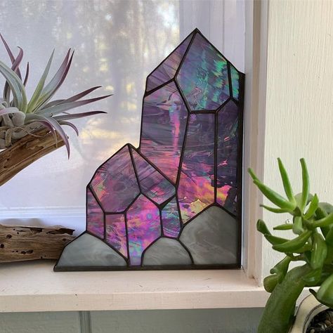 Image of Chunky Amethyst Crystal Corner Crystal Corner, Corner Piece, Regal Design, Stained Glass Diy, Stained Glass Crafts, Stained Glass Designs, Glass Artwork, Stained Glass Panels, Stained Glass Projects