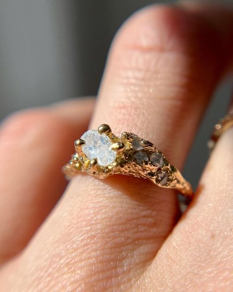 Maximalist Engagement Ring, Three Diamond Engagement Rings, Woodland Wedding Ring, Three Diamond Engagement Ring, Raw Stone Engagement Rings, Womens Rings, Nature Inspired Engagement Ring, Ring Inspo, Cute Engagement Rings