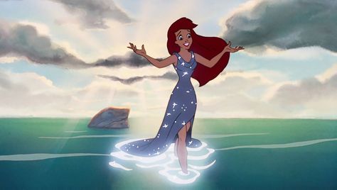 Arielle coming out of the sea Princess Quiz, Disney Amor, Disney Challenge, Ariel Disney, Disney Princess Dresses, Disney Ariel, Princess Ariel, Disney Dresses, Ariel The Little Mermaid