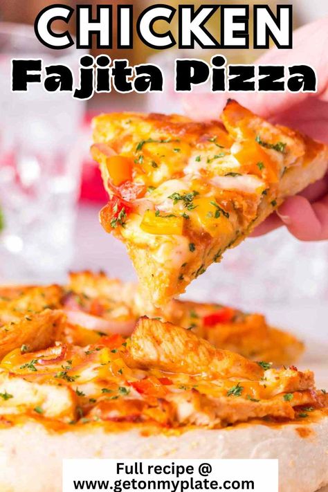 This Easy Chicken Fajita Pizza recipe will become your new favorite pizza! It takes the best of chicken fajitas and pizza and marries them together to make the most satisfying, delicious, and quick meal. This tasty pizza is perfect for a busy weeknight or a weekend party! You can easily make this into Chicken Fajota Flatbread pizza by using store bought flatbread or make it super easy and buy your favorite pre made pizza crust. This chicken fajita pizza sauce is unique because we use salsa! Chicken Enchilada Pizza, Chicken Fajitas Pizza, Chicken Fajita Flatbread, Fajita Pizza Recipe, Chicken Taco Pizza, Chicken Fajita Pizza Recipe, Chicken Fajita Pizza, Salsa Pizza, Chicken Flatbread Recipes