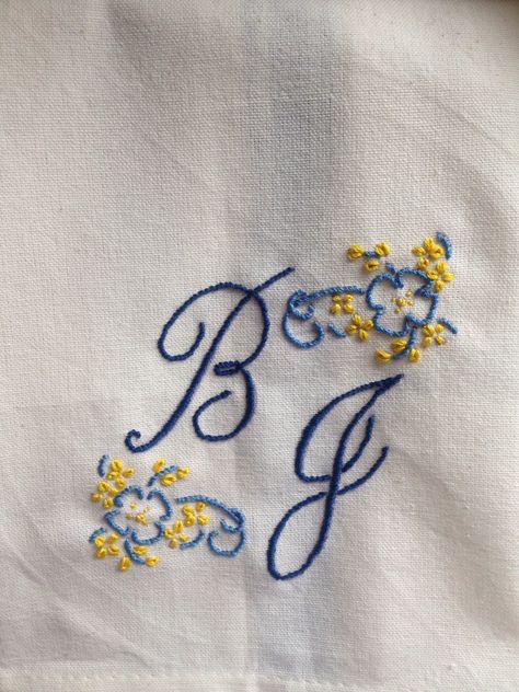 Custom embroidered initials D Letter Embroidery, Embroidery Initials Letters, Embroidery Initials Letters Pattern, Handkerchief Embroidery Initials, Initials Embroidery, Embroidery Initials, Wood Wedding Card Box, Embroidered Pillowcases Initials, Embroidery Monogram Fonts Initials