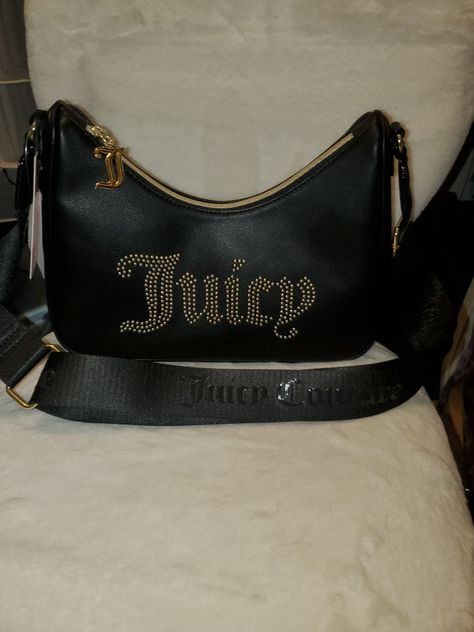 Juicy Couture Black Shoulder Bag Juicy Couture Purse Handbags, Juice Couture Bags, Black Juicy Couture Bag, Juicy Couture Aesthetic, My Style Bags, Dream Bags, Juicy Couture Purse, Bridal Lehenga Collection, Chanel Jacket