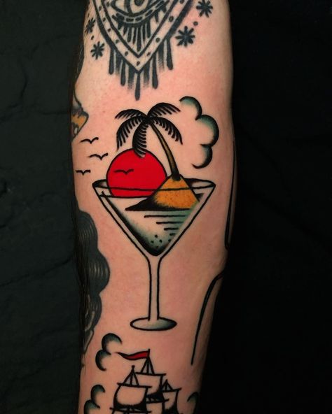 Pool Float Tattoo, Traditional Palm Tree Tattoo, Cocktail Tattoo, Bar Chalkboard, Paradise Cocktail, Scenery Tattoo, Trad Tattoos, 2024 Tattoo, Traditional Style Tattoo