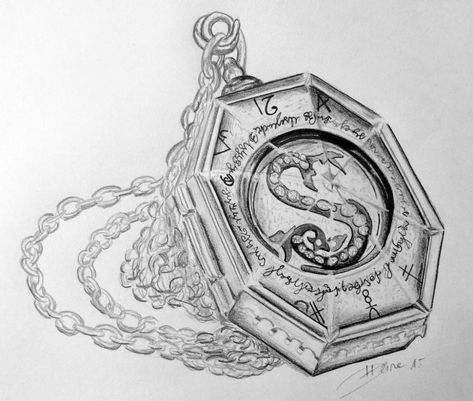 Harry Potter Horcruxes Drawing, Slytherin Locket Drawing, Horcruxes Tattoo, Horcrux Tattoo, Slytherin Drawing, Locket Drawing, Harry Potter Locket, Slytherin Locket, Harry Potter Tattoo Sleeve