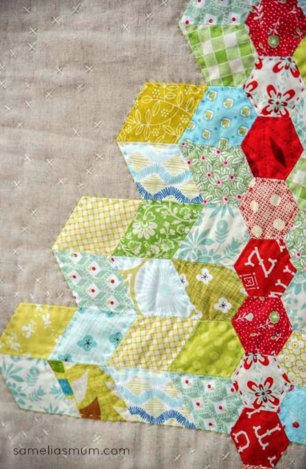 Oh Christmas Tree EPP Epp Christmas, Chevron Quilt Tutorials, Stitching Diy, Free Quilting Patterns, English Paper Piecing Quilts, Oh Christmas Tree, Chevron Quilt, Paper Piecing Quilts, Paper Piecing Patterns