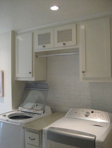 Unfinished Basement Laundry, Traditional Laundry Room, Drying Room, Room Storage Diy, Basement Laundry Room, Laundry Cabinets, Laundry Room Layouts, Laundry Design, Laundry Room Cabinets