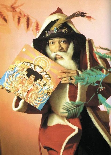 Jimi Hendrix is Santa Paint Pictures, Mick Fleetwood, Hey Joe, Bizarre Photos, Jimi Hendrix Experience, Santa Suit, Ray Vaughan, Santa Costume, Red Water