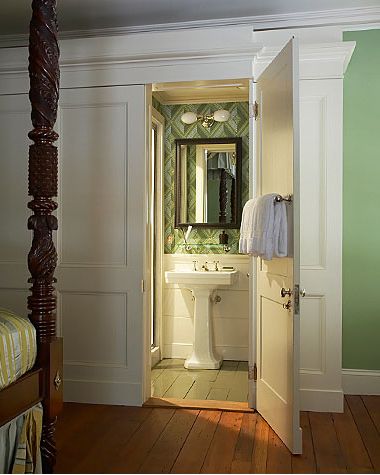 Gil Schafer, William C. Gatewood House in Charleston, SC, brilliant guest bath solution Gil Schafer, Secret Doors, Deep Pantry, Murphy Door, Bookcase Door, Faux Window, Wardrobe Cabinet, Box Creative, Door Bathroom