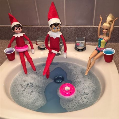 Elf On The Shelves, Christmas Month, Elf Ideas Easy, Bad Elf, Awesome Elf On The Shelf Ideas, Elf Magic, Elf Props, Elf Activities, Xmas Elf