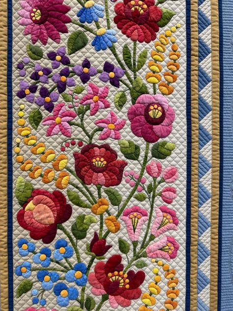 Caswell Quilt, Borders For Quilts, Aplique Quilts, Best Stationary, Applique Flowers, International Quilt Festival, Photo Quilts, Kaffe Fassett Quilts, Quilt Borders