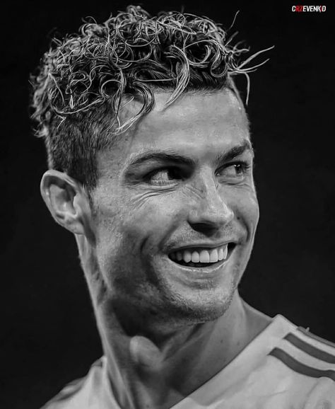 Cristiano Ronaldo Art Drawing, Sketch Of Ronaldo, Ronaldo Drawing Sketch, Ronaldo Pic, Cristiano Ronaldo Sketch, Cr7 Drawing, Cristiano Ronaldo Drawing, Ronaldo Sketch, Hyper Realistic Drawings