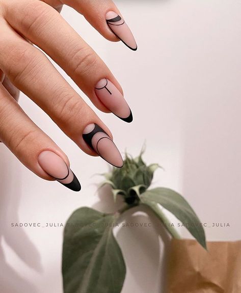 Unghie Nail Art, 2024 Nails, Geometric Nail Art, Dip Nails, Edgy Nails, Nails 2023, Nagel Inspo, Oval Nails, Bridal Nails