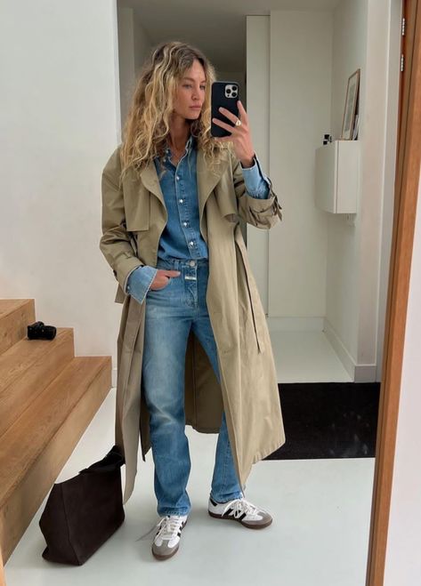 Trench Coat Outfit Ideas, Trench Coat Outfit Fall, Fall Trench Coat, Coat Outfit Ideas, Artist Hue, Fall Trench, Cool Girl Aesthetic, Trench Coat Fall, Samba Outfit